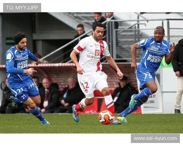 甘冈对阵拉瓦勒法国杯，阵容齐整主场战意充足